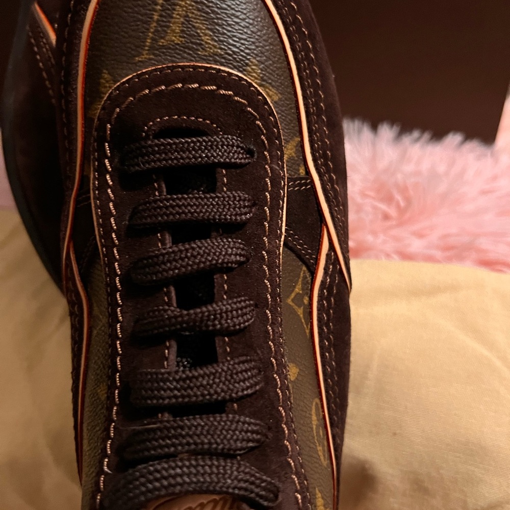 Brand new REAL LOUIS VUITTON shoes - Picture 2 of 11